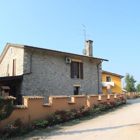 Valle Segreta Valeggio sul Mincio Exterior foto